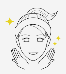 STEP 2 金箔がすっと肌に浸透し、輝くような明るいお肌へと導きます。
